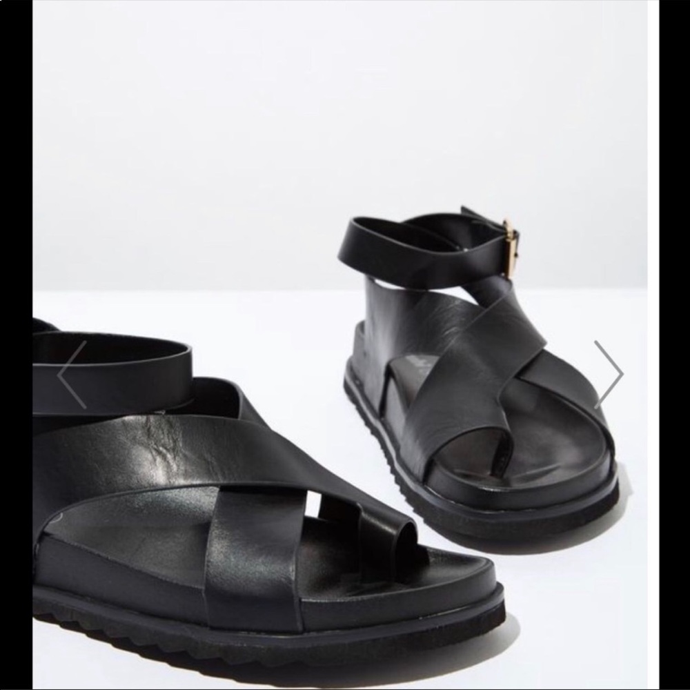 Modern Euro Leather Gladiator Sandals